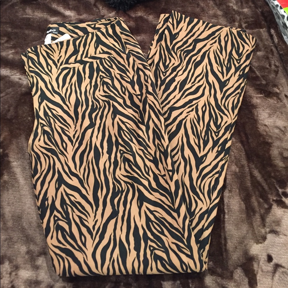 NWT Tempo Animal print dress pants